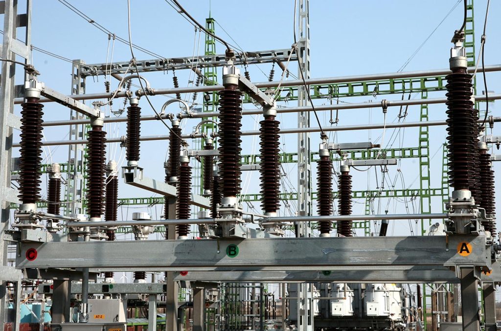 Augstsprieguma transformatori rekonstruētajā AS"Austsprieguma tīkls" 330/110 kV apakšstacijā "Grobiņa" Liepājas rajona Grobiņas pagastā..